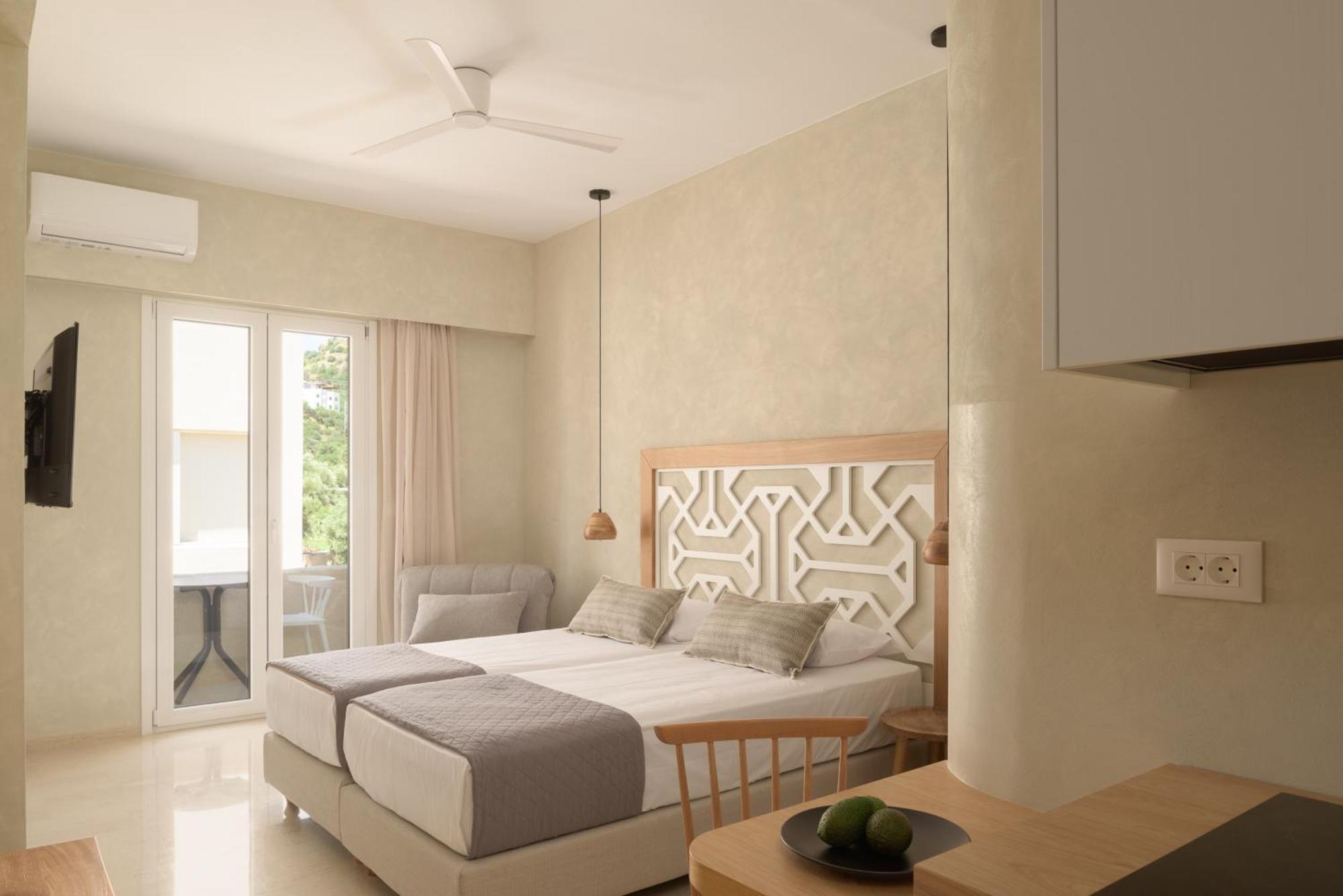 Apollo Plakias Aparthotel Bagian luar foto