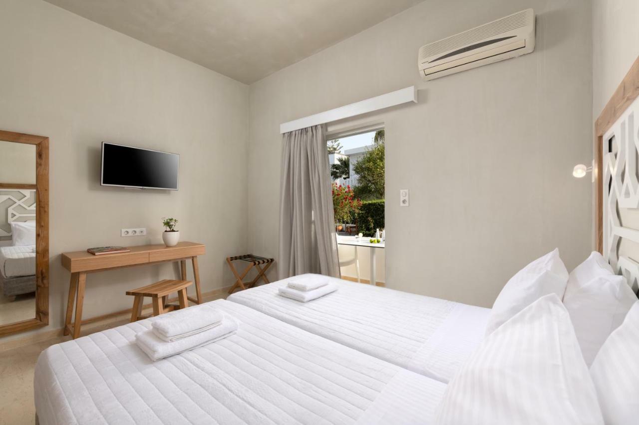 Apollo Plakias Aparthotel Bagian luar foto